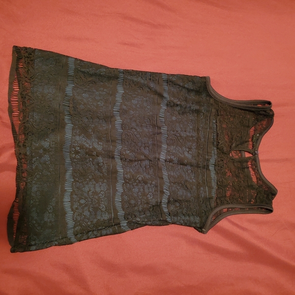 ⭐3/$20 Jacob Lace sleeveless top - Picture 7 of 8